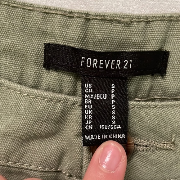 Forever 21 pants - Picture 6 of 6